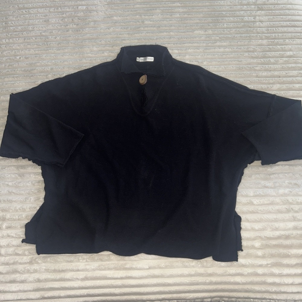 North Star Base Black Raw Edge Cotton Pullover Terry Horn Button Size Medium
